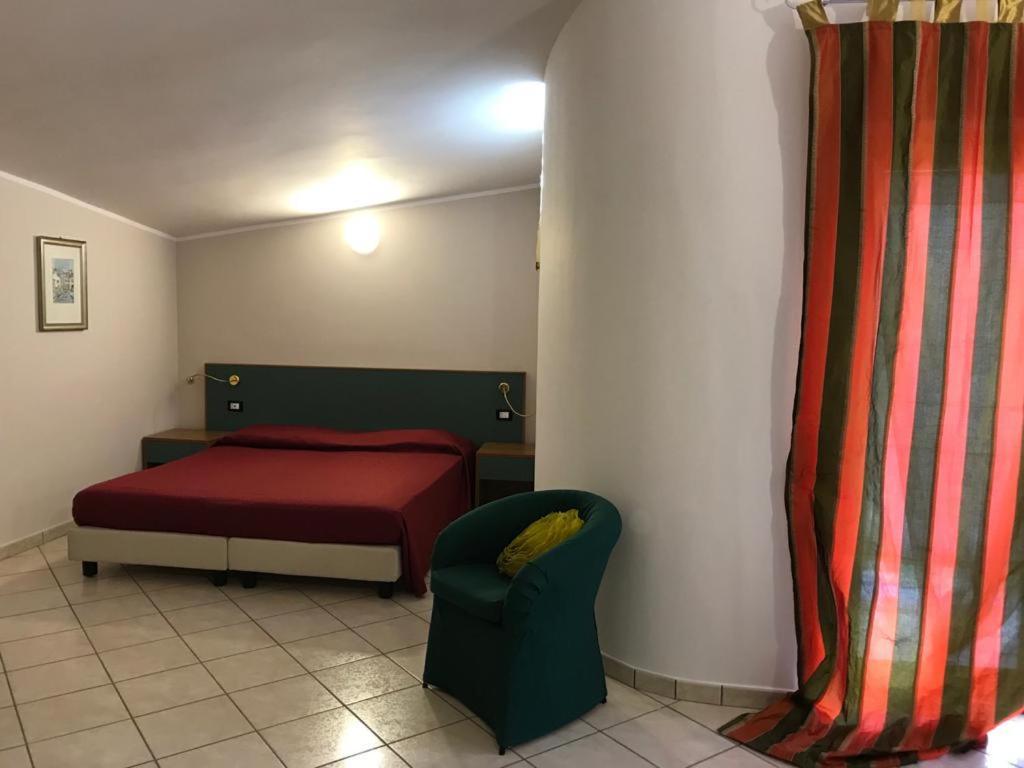 Hotel Ristorante Paradiso Albanella Екстер'єр фото