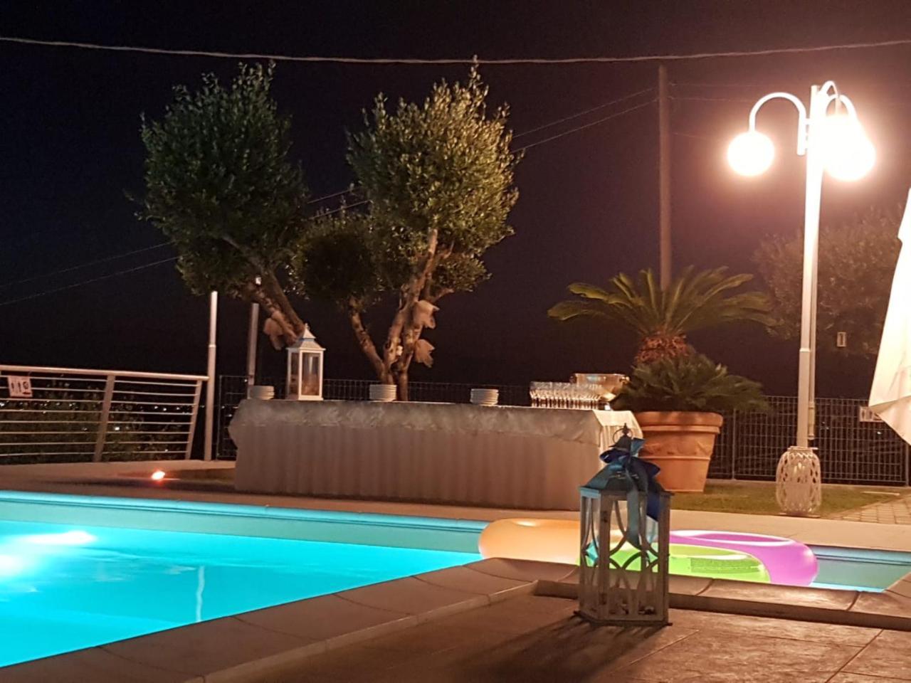 Hotel Ristorante Paradiso Albanella Екстер'єр фото