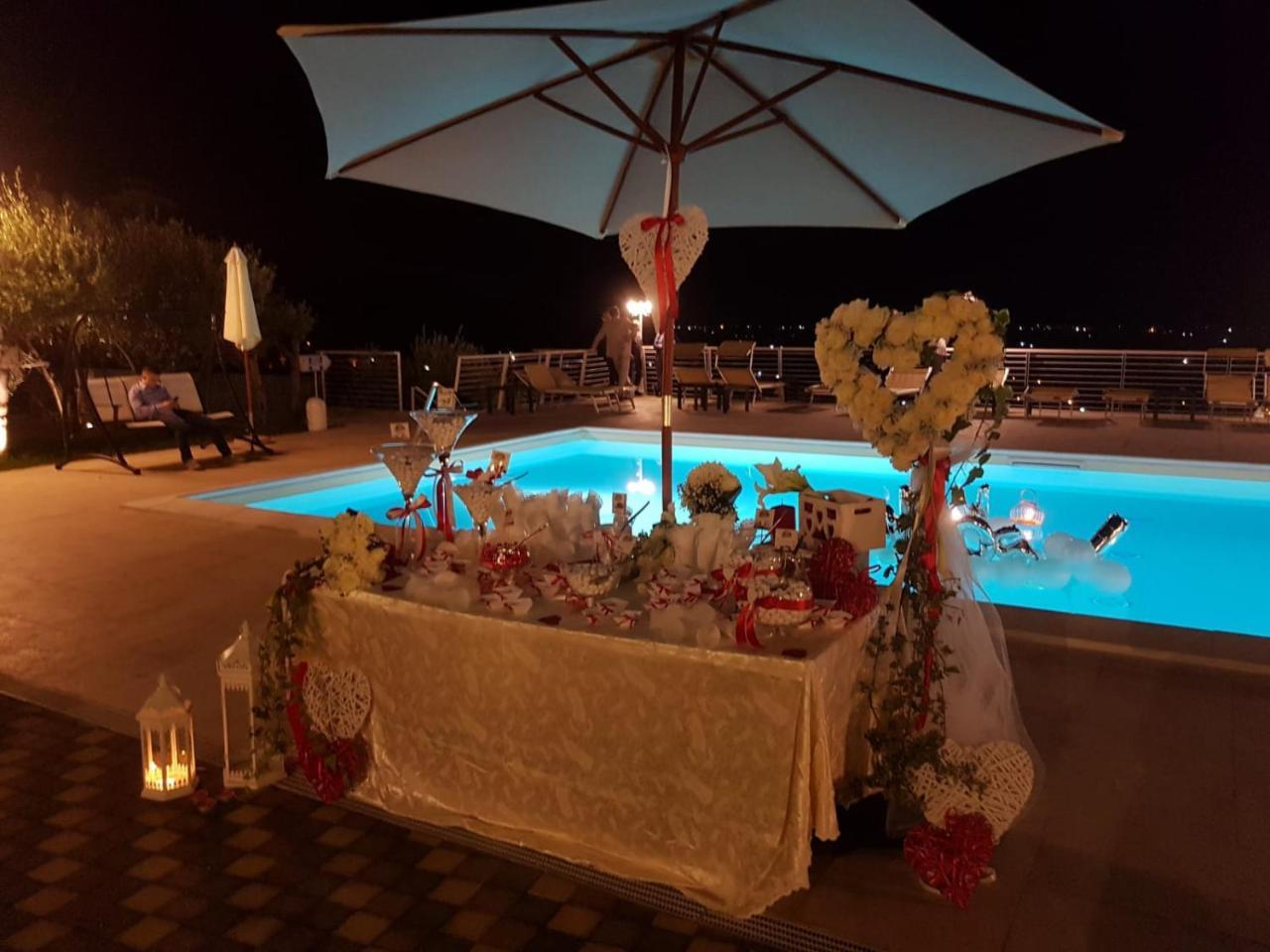 Hotel Ristorante Paradiso Albanella Екстер'єр фото